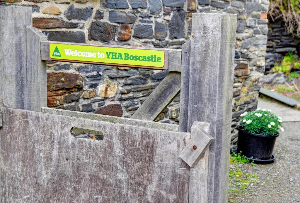 Certifikát, hodnocení, plakát nebo jiný dokument vystavený v ubytování YHA Boscastle