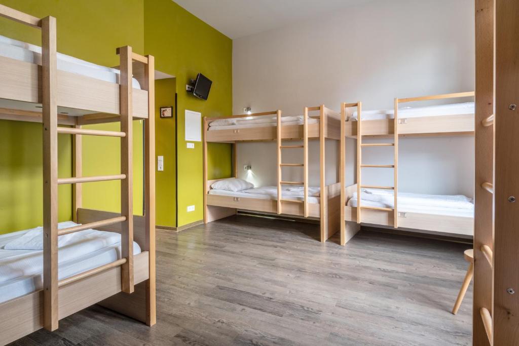 Postel nebo postele na pokoji v ubytování MEININGER Hotel Berlin Mitte