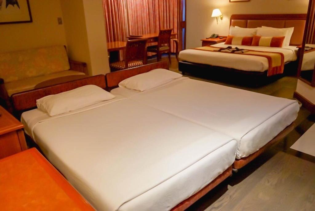 Topland Hotel & Convention Centre - Familiesuite