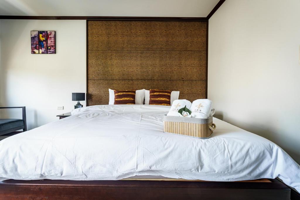 Postel nebo postele na pokoji v ubytování Lux Boutique Hotel