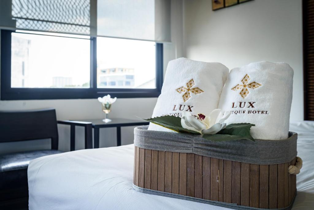 Postel nebo postele na pokoji v ubytování Lux Boutique Hotel