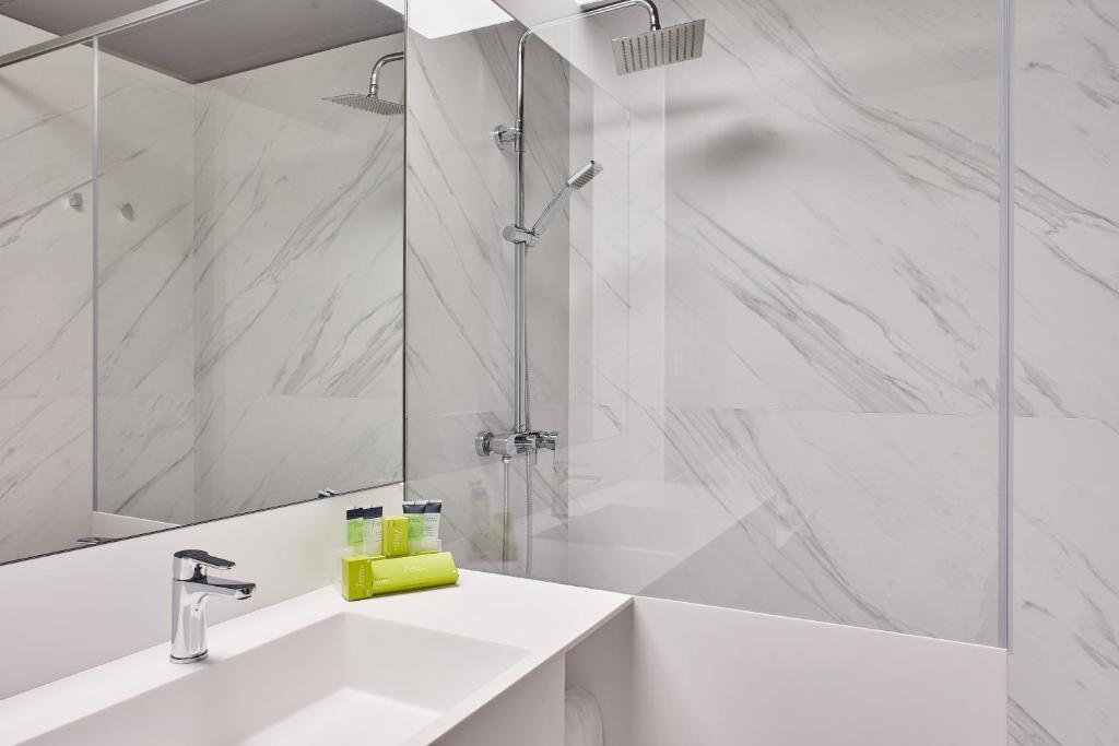 Silken Reino de Aragón - Resim 7