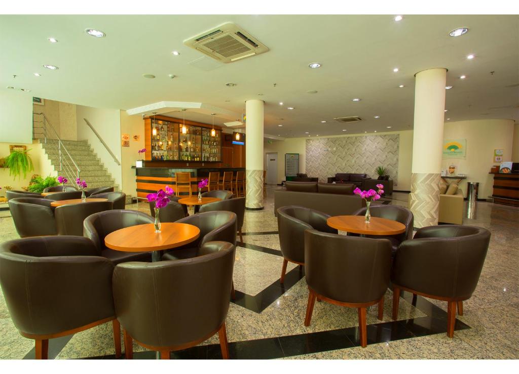  Leques Brasil Hotel Escola