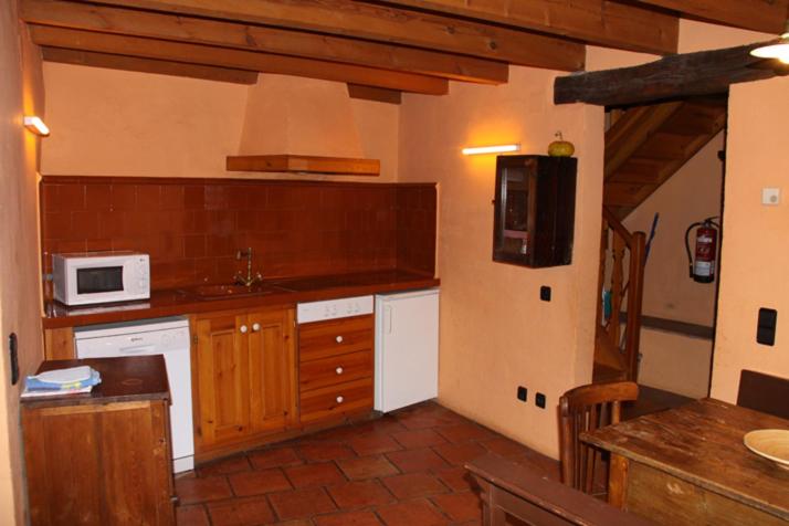 Can Coderch - Family Room With Mountain View