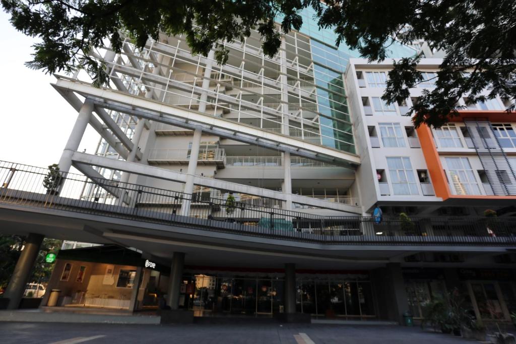 Capital O 1748 Thamrin Condotel