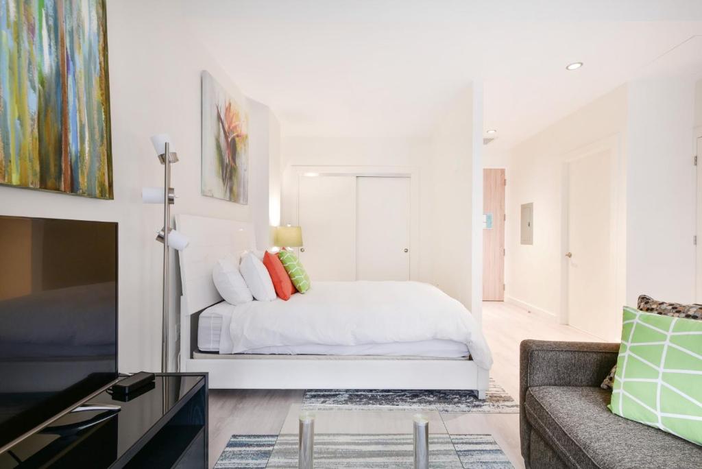Harmony Medical Suites ChinaTown - Studio Apartment