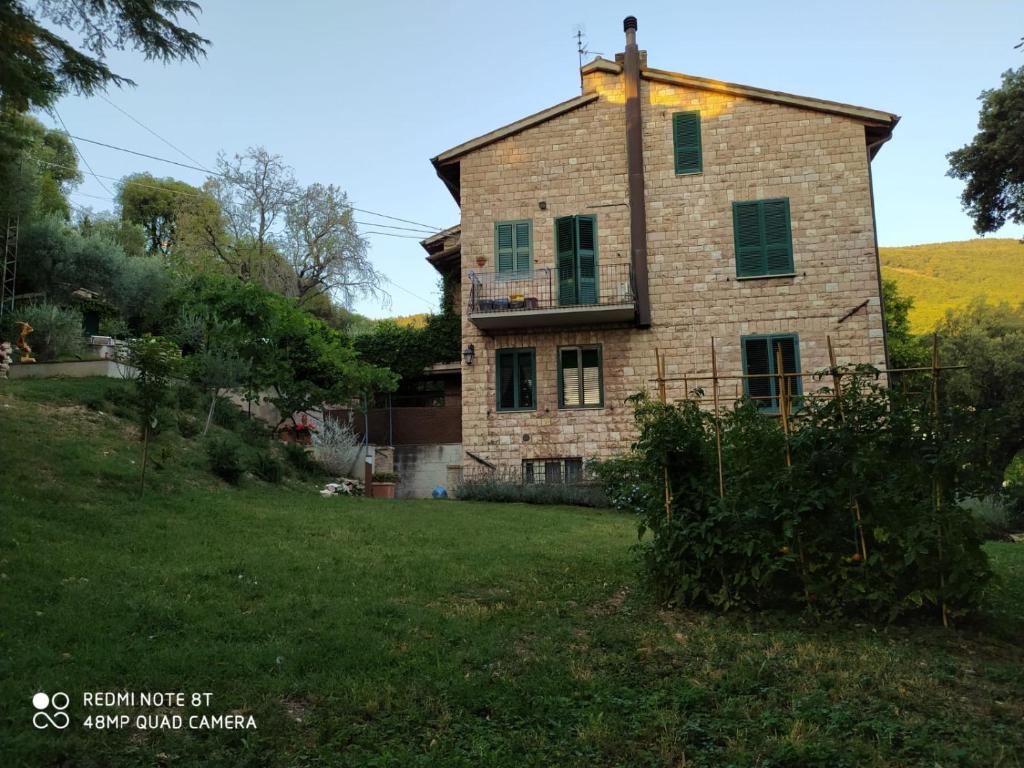 Budova, v ktorej sa apartmán nachádza