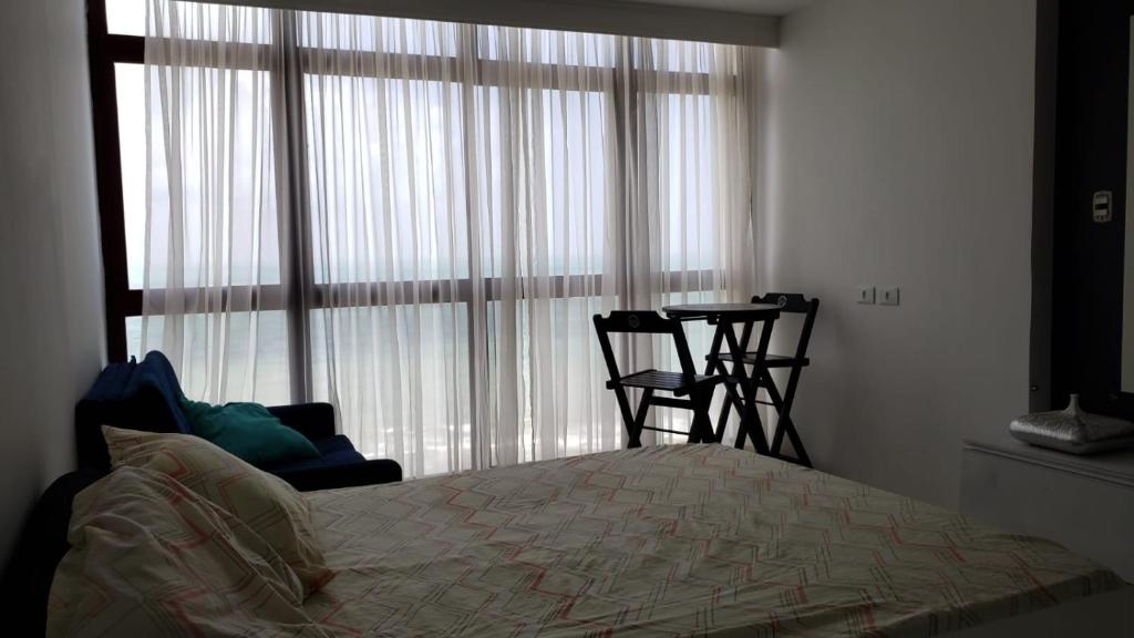 Flat Beira Mar Praia de Piedade - Recife/PE