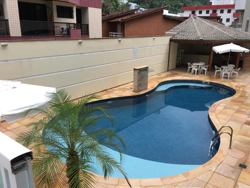  Excelente Apartamento a 100m da praia