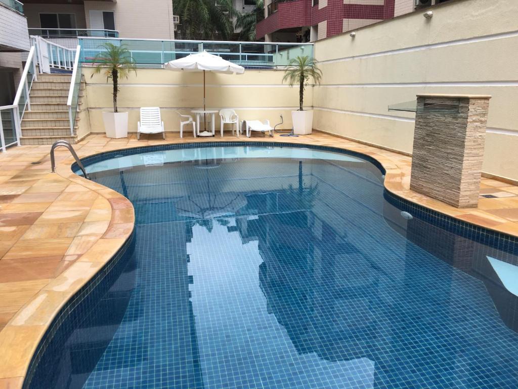  Excelente Apartamento a 100m da praia