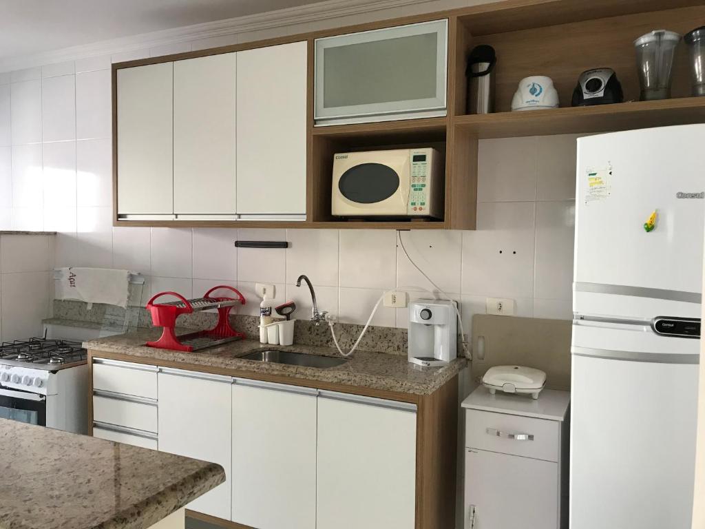  Excelente Apartamento a 100m da praia
