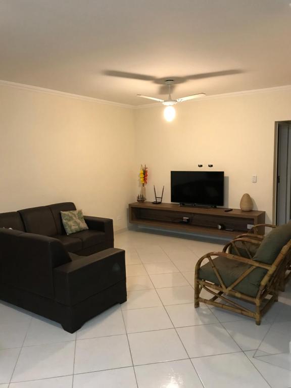  Excelente Apartamento a 100m da praia