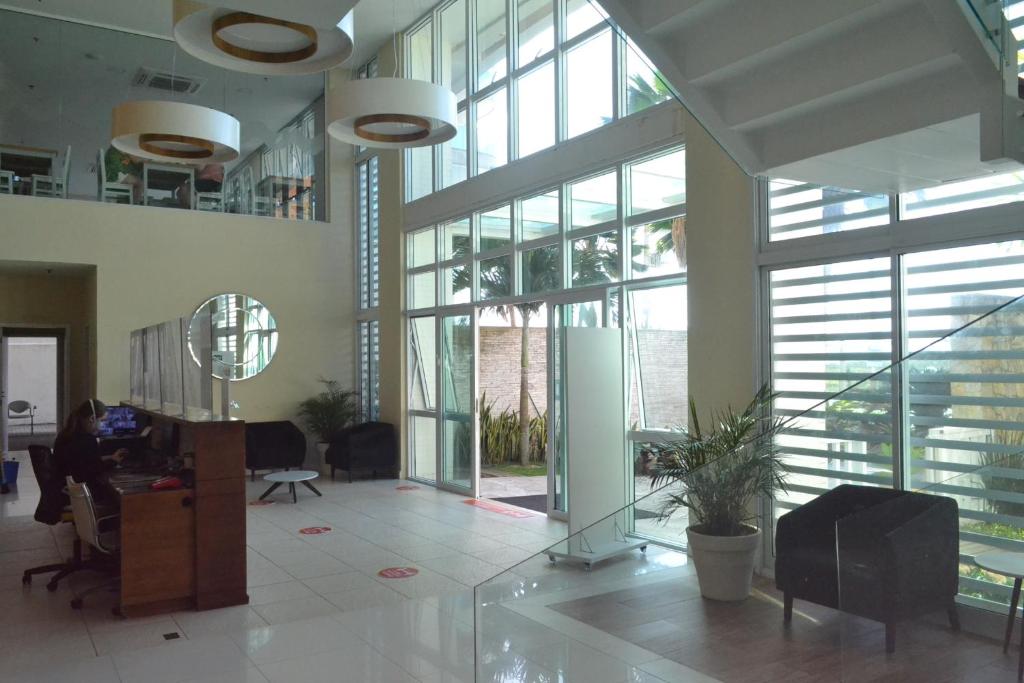  Apartamento Pé na Areia - Cabo Frio