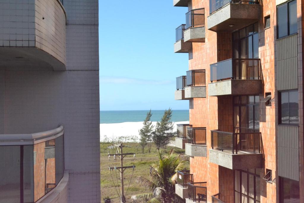  Apartamento Pé na Areia - Cabo Frio