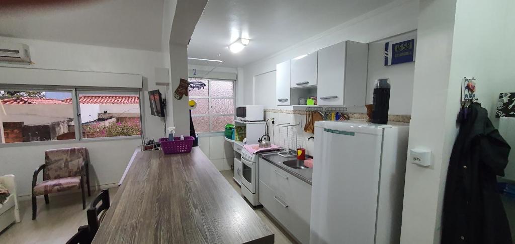  Ótimo apartamento até 4 pessoas no centro de Tramandai