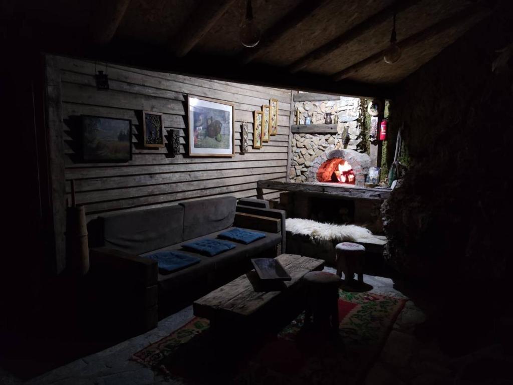 TV a/nebo společenská místnost v ubytování Sastanci-Grahovaca