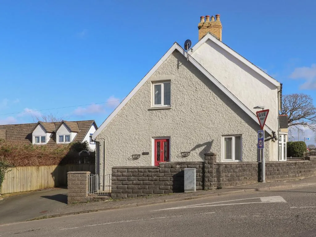 Y Bwthyn, Cwmbran, United Kingdom