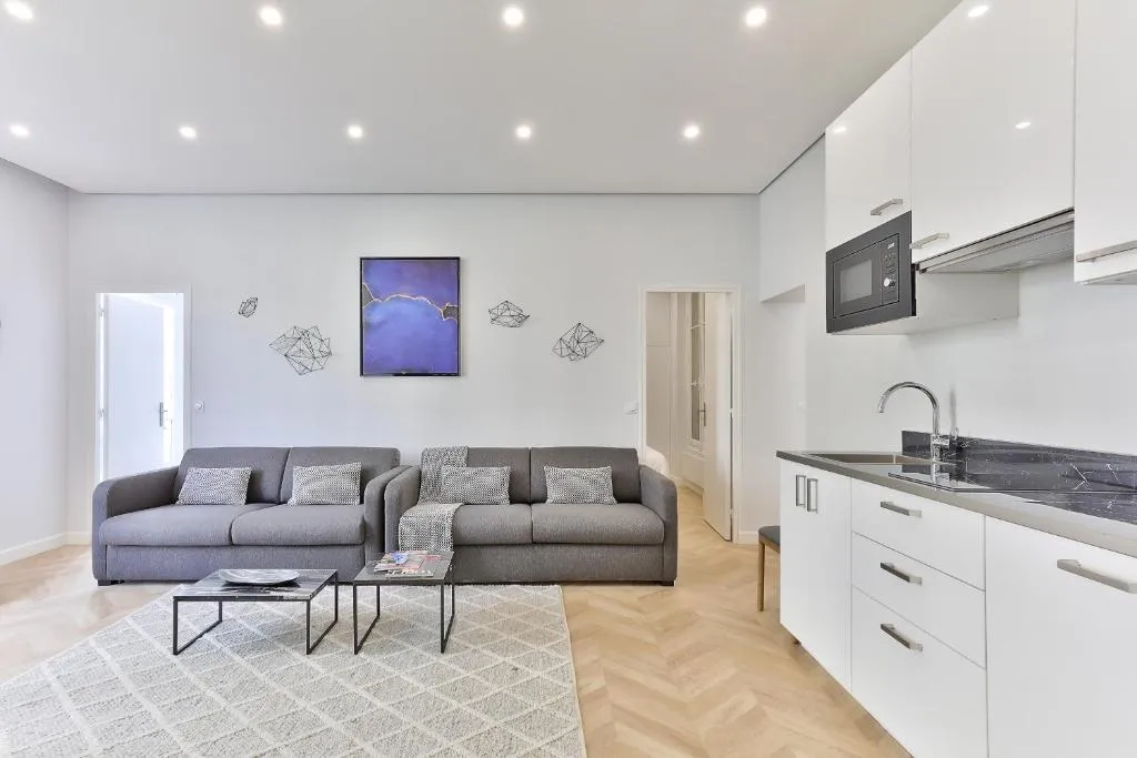 126 - Urban Amazing 3BR Montorgueil, Paris, Franţa