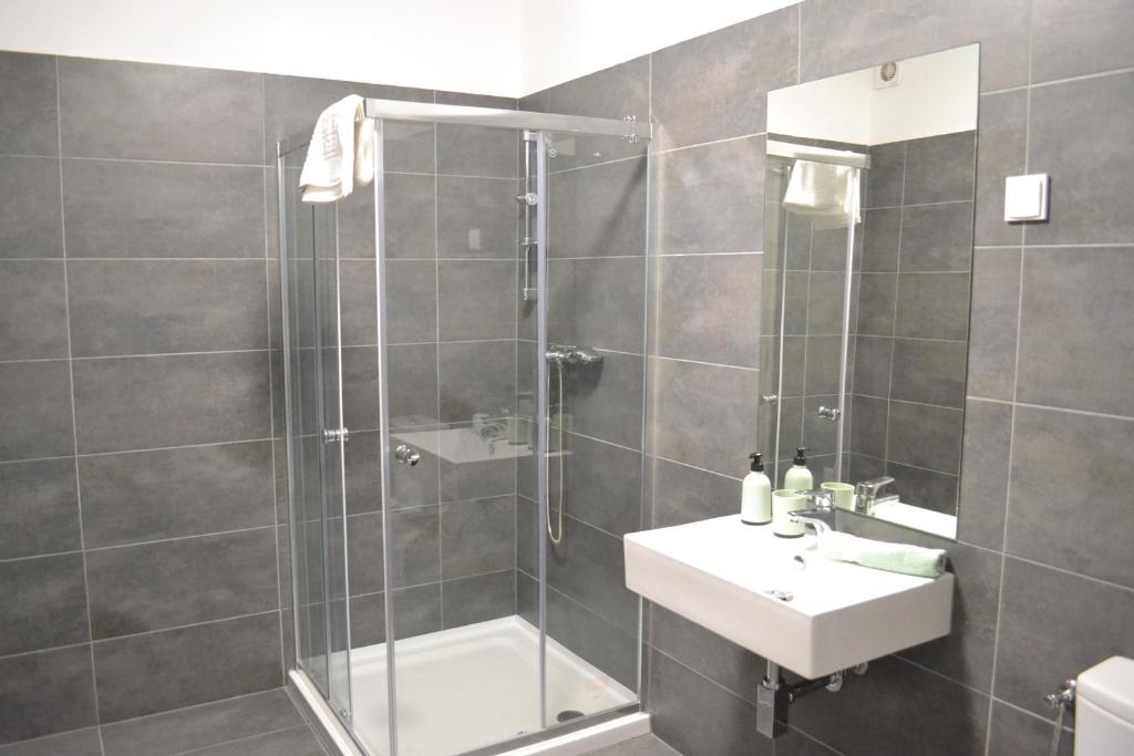 Koupelna v ubytování Főnix Design Rooms