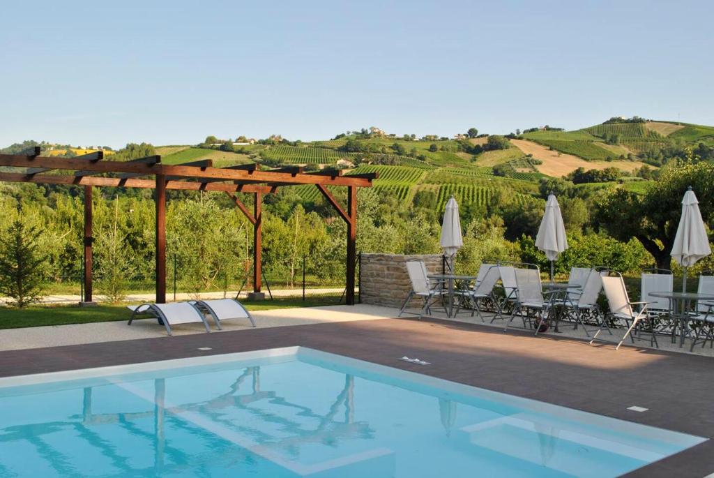 Imagen de la galería de 2 bedrooms house with shared pool and wifi at Montalto delle Marche, en Montalto delle Marche
