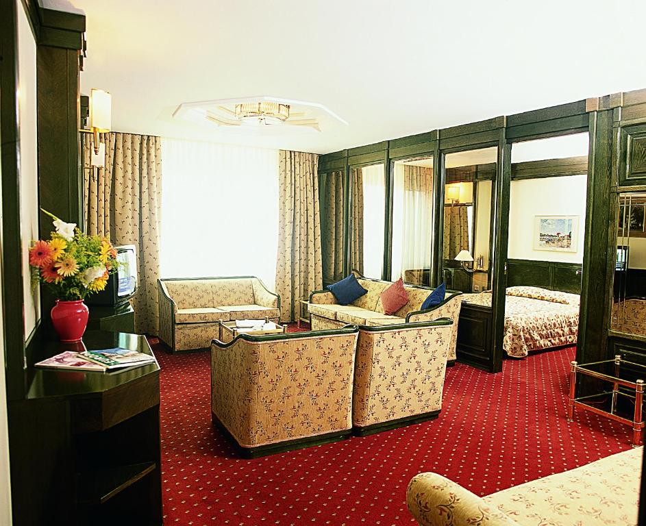 O zonă de relaxare la Istanbul Royal Hotel
