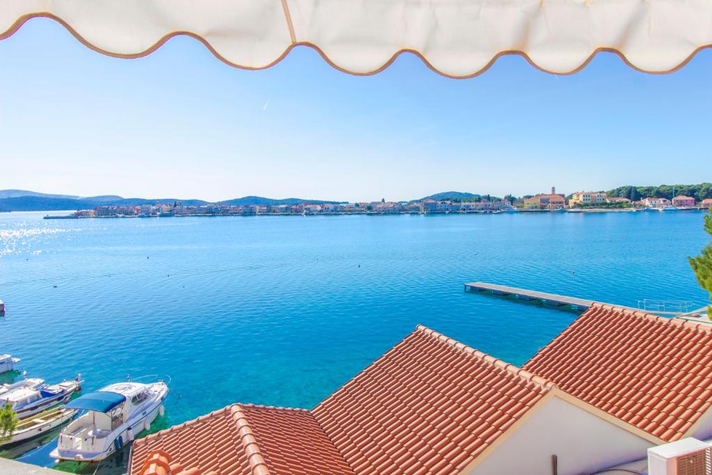 Pansion Zlatna ribica - Suite Deluxe Con Balcone E Vista Sul Mare