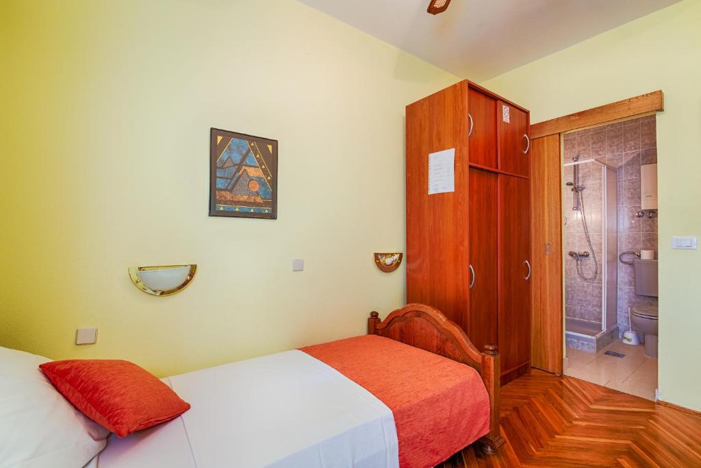Bed & Breakfast Senator - 