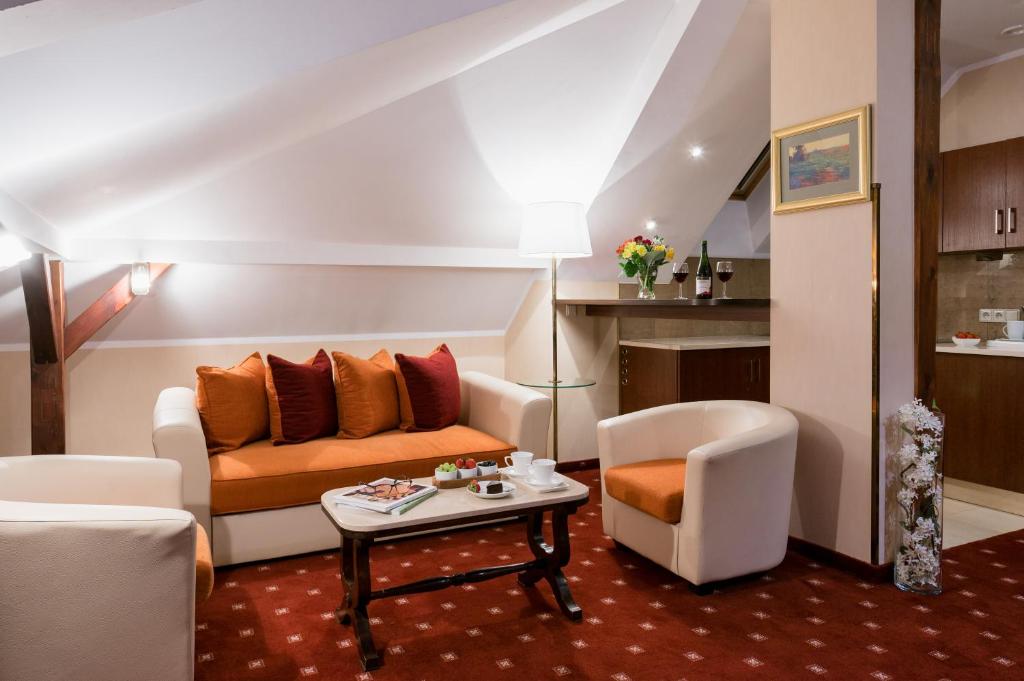 Booking Hotel & Spa - Resim 20