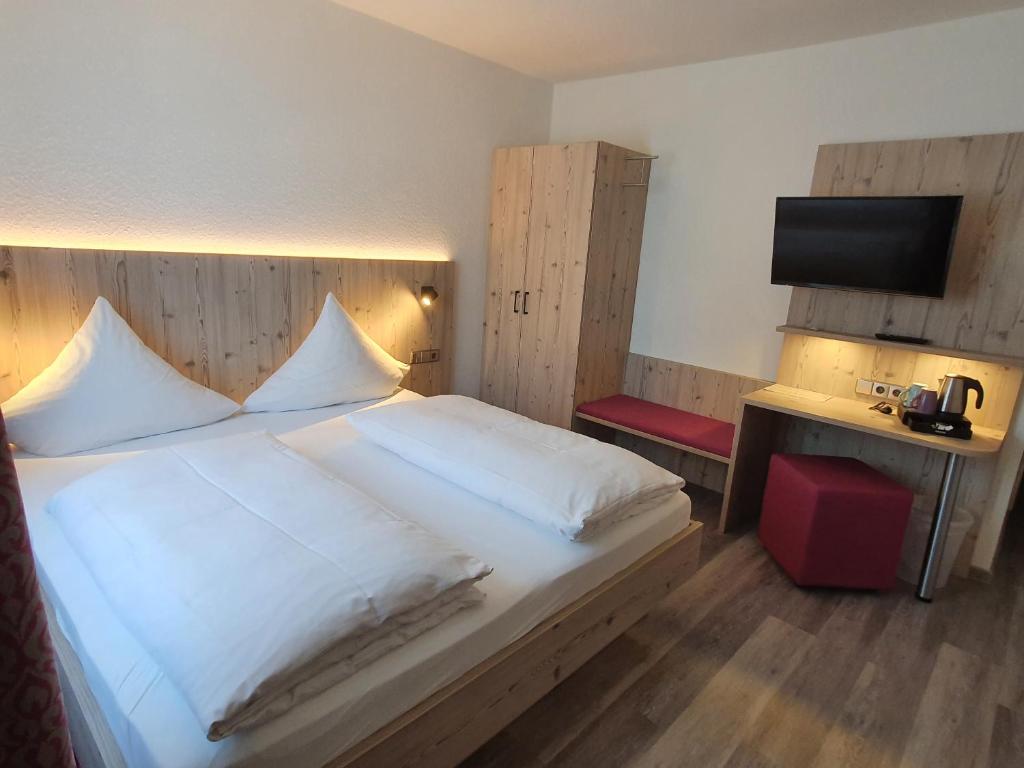 Hotel Neuenburger Hof - Habitación Doble Económica
