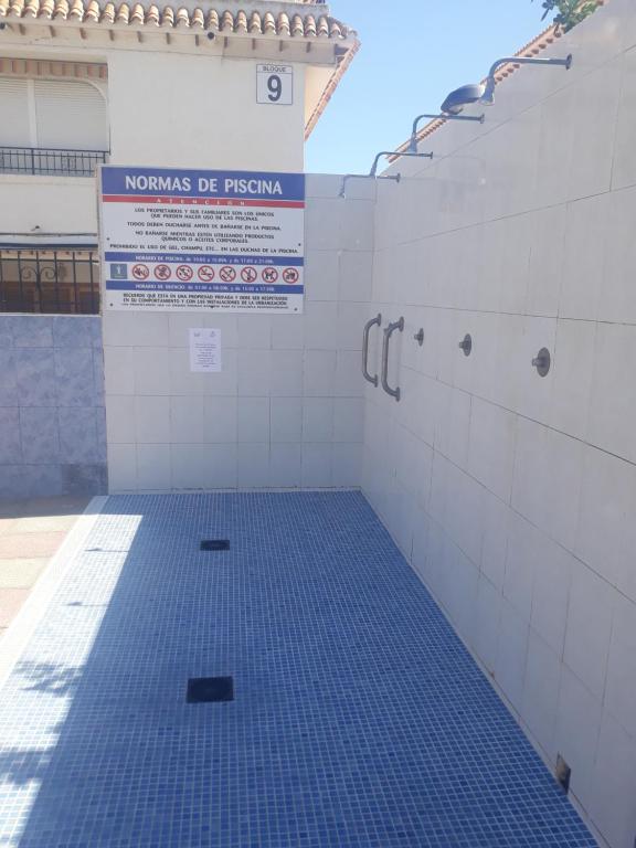 Fotografie z fotogalerie ubytování Apartamento Santa Pola, en Playa del Tamarit con piscina. v destinaci Santa Pola