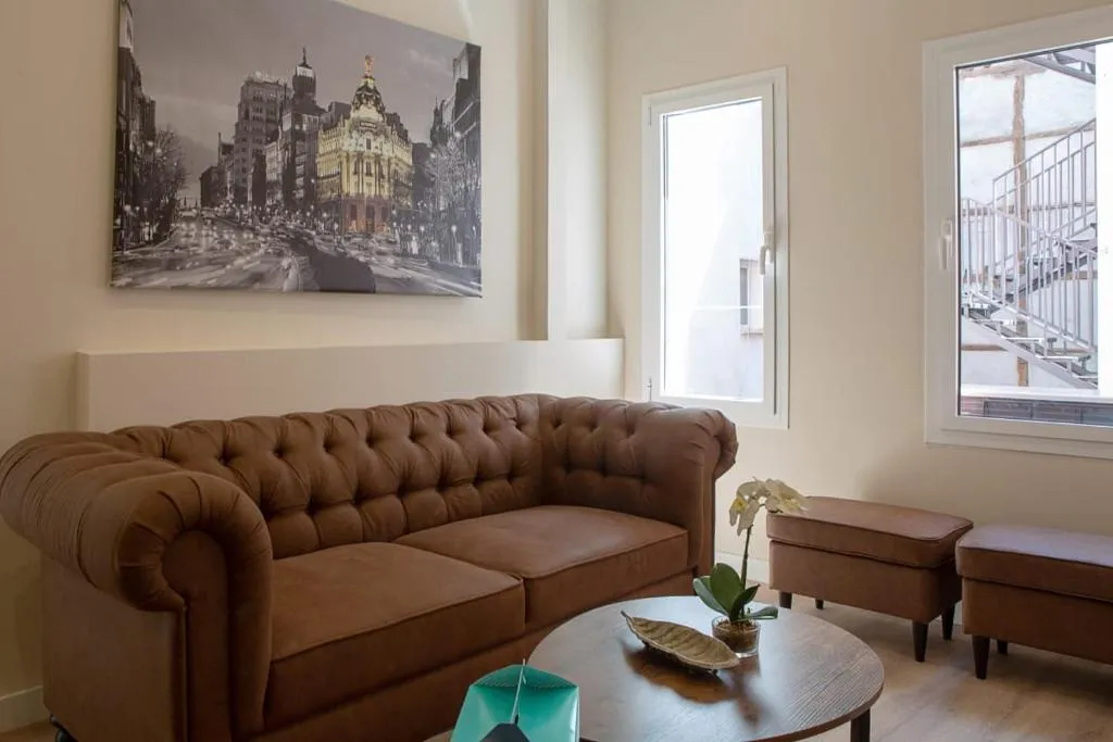 Elegant & Modern 3Bed in La Latina, 5mins to Metro, Madrid, Spania