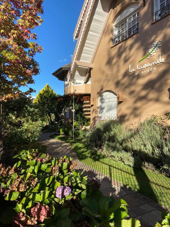 Pousada La Lavande  Pousada La Lavande