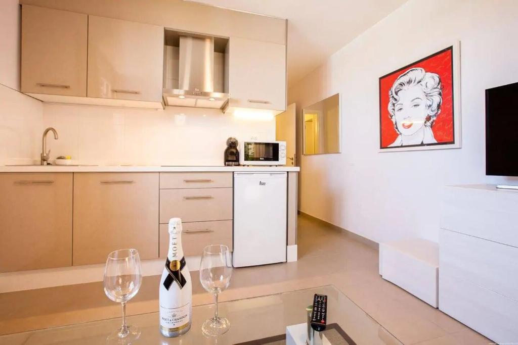 Kuchyňa alebo kuchynka v ubytovaní 1 Bedroom Apartment for 4 people in Tenerife