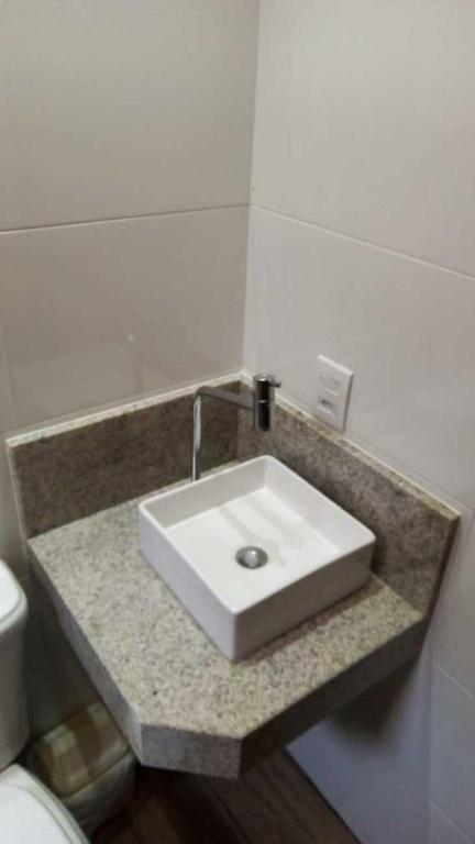  Apartamento Ed. Ouro Preto Praia do Morro