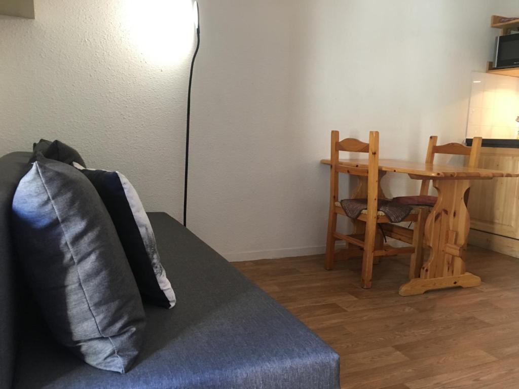 Posezení v ubytování Cosy central Studio with a view, balcony 20m2 4ppl