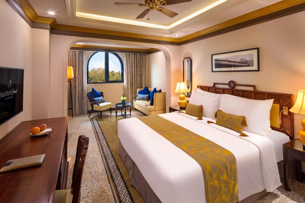 Silk Path Grand Hue Hotel - 5