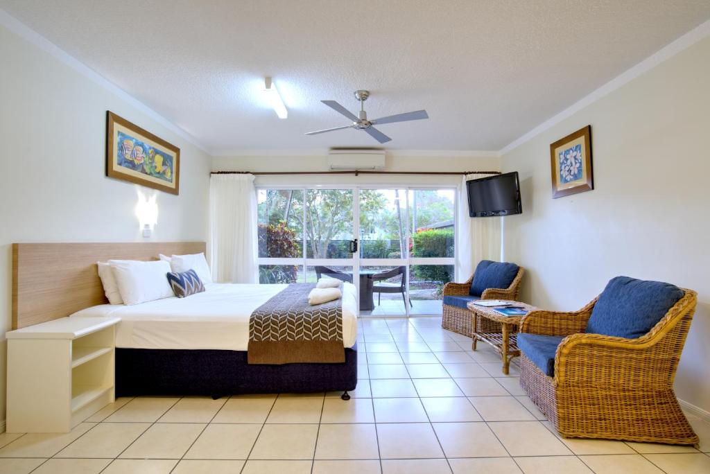 Cairns Queenslander Hotel & Apartments - 