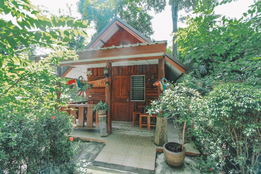 Zahrada ubytování Akchanok Homestay