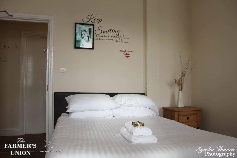 The Farmers Union - Resim 11