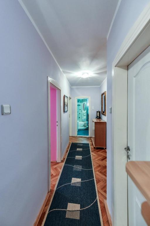 Foto dalla galleria di Lux Apartman Cvetkovic a Kraljevo