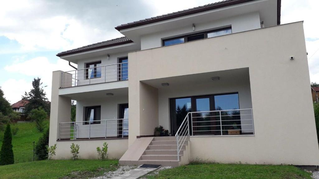 Villa Terrasse 3300 Eger, 44 Szépasszonyvölgy utca kép - 1