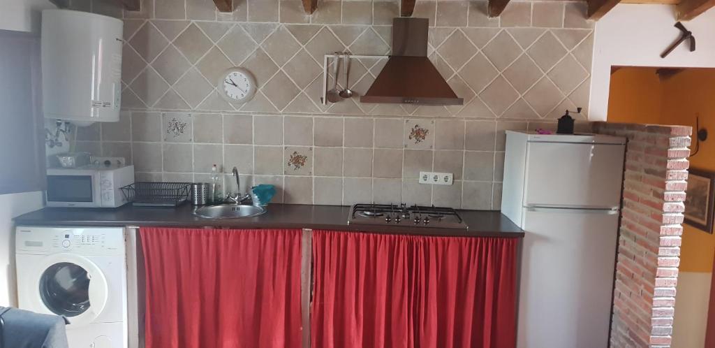 Kuchyň nebo kuchyňský kout v ubytování La Hacienda Del Campo