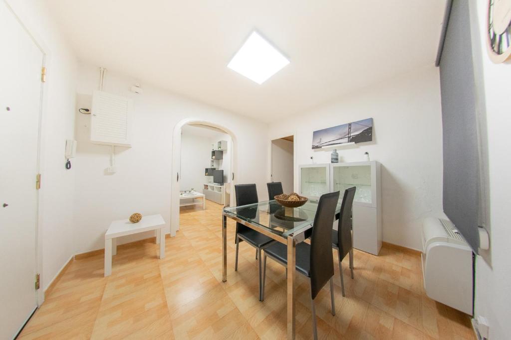 Fotografie z fotogalerie ubytování Ahllenrock como un hotel, pero solo para ti v destinaci Cornellà de Llobregat