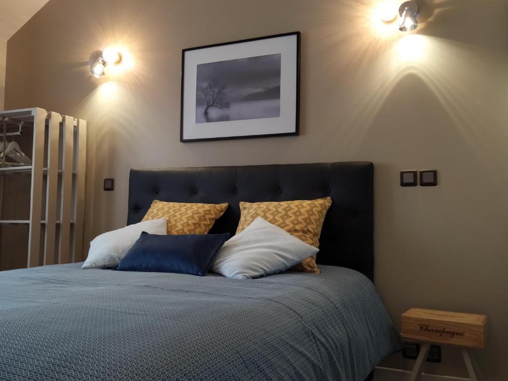 Au Bouchon Champenois - Double Room With Private Bathroom