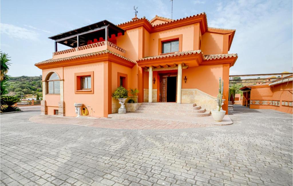 Nice Home In Estepona