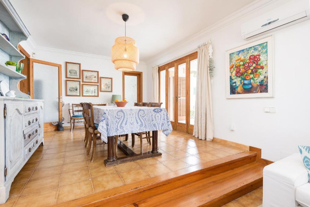 Fotografia z galérie ubytovania Villa Camila para 7 junto a playa de Sant Pere v Alcudii