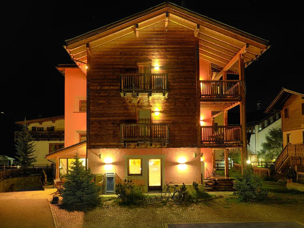 Budova, v ktorej sa hotel nachádza