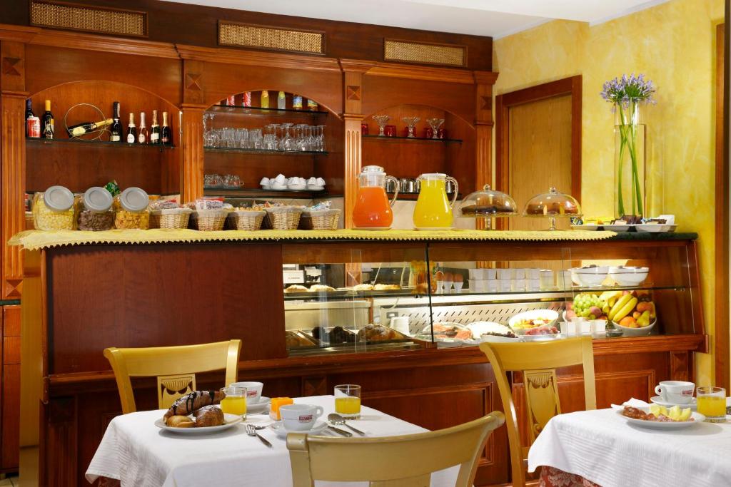 Nápoje v ubytování Hotel Tuscolana