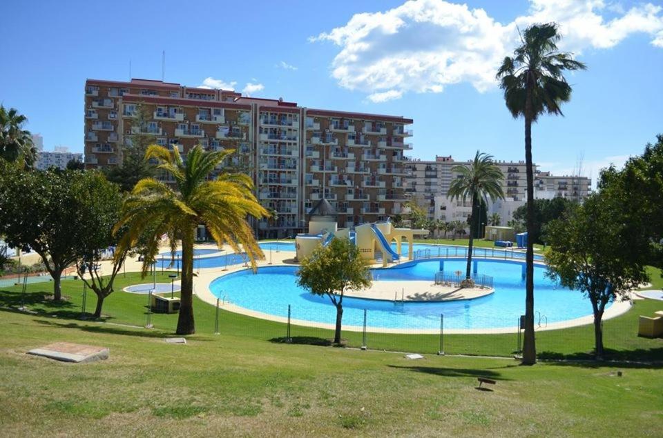Bazén v ubytovaní New Studio Júpiter Benalmádena Pools Views alebo v jeho blízkosti
