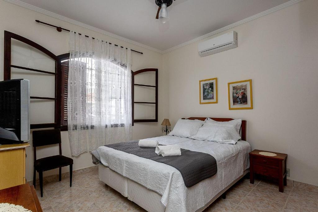  Casa com piscina em Caraguatatuba – Praia de Martim de Sá